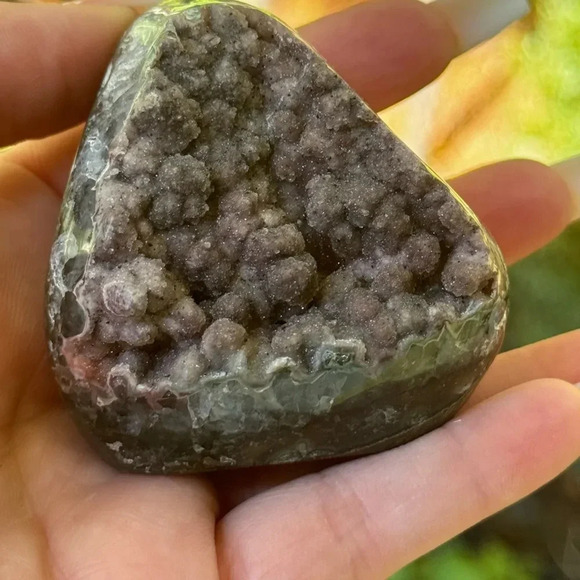 Rare AAAA-Quality Magenta Amethyst Uruguay Stunning Rare Color Crystal Cut Base - Picture 4 of 12